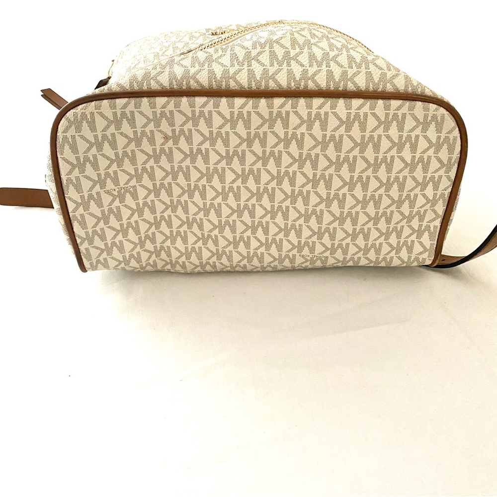 Michael Kors Rhea Medium Backpack - Picture 6 of 14